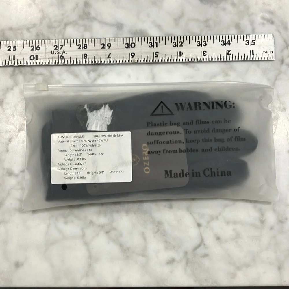 NWOT Black utility gloves by Ozero grippy Velcro closure. Work glove pair